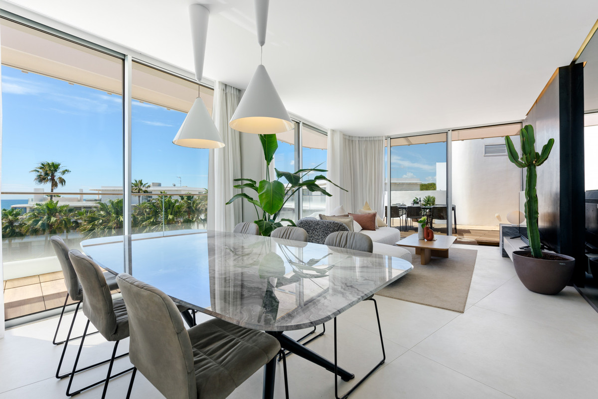3 Bed Apartment for sale in Estepona Costa Del Sol, Málaga, Spain