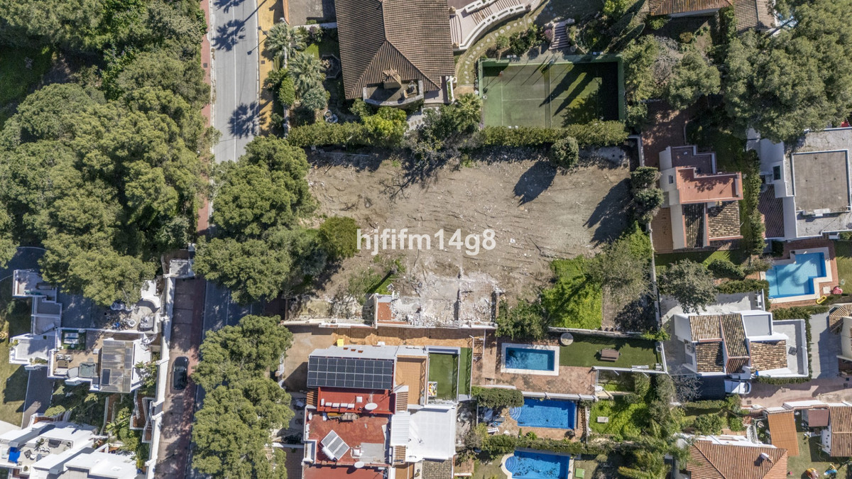 Plots for sale in Nueva Andalucía Costa Del Sol, Málaga, Spain