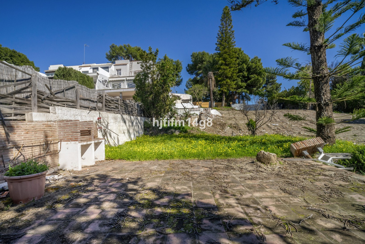 Plots for sale in Nueva Andalucía Costa Del Sol, Málaga, Spain