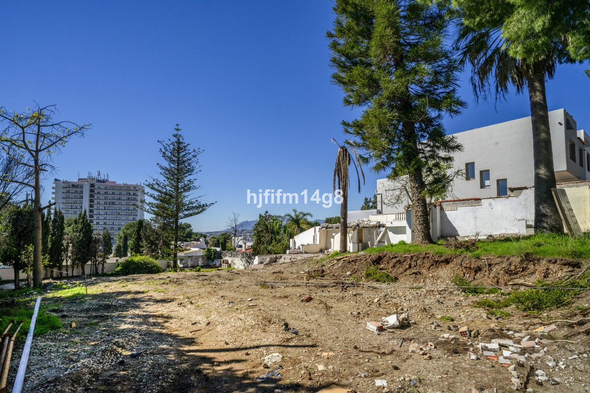 Plots for sale in Nueva Andalucía Costa Del Sol, Málaga, Spain