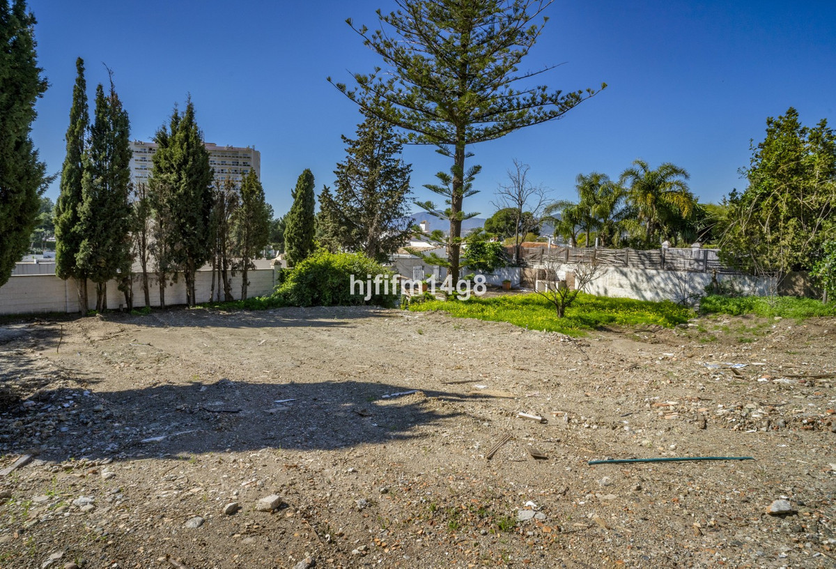 Plots for sale in Nueva Andalucía Costa Del Sol, Málaga, Spain