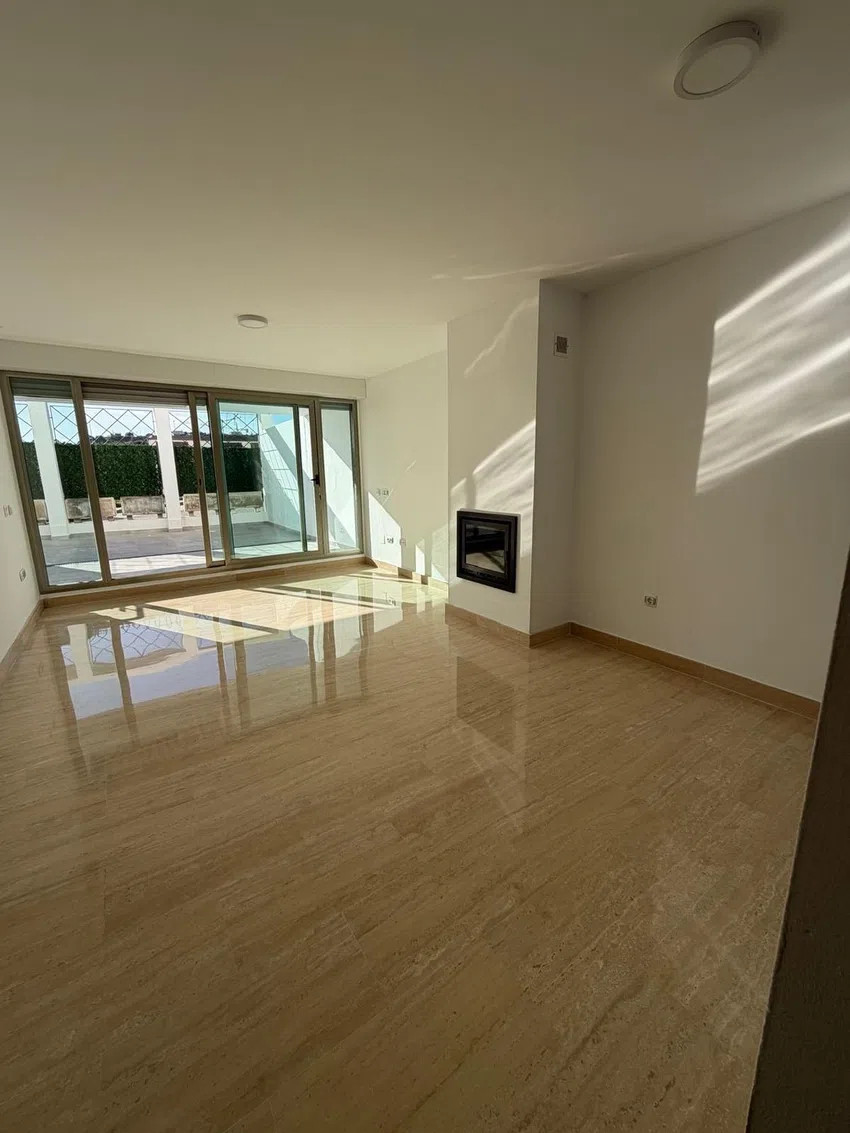 Se vende Apartamento Planta Baja de 3 dormitorios en Costa Del Sol, Málaga, España