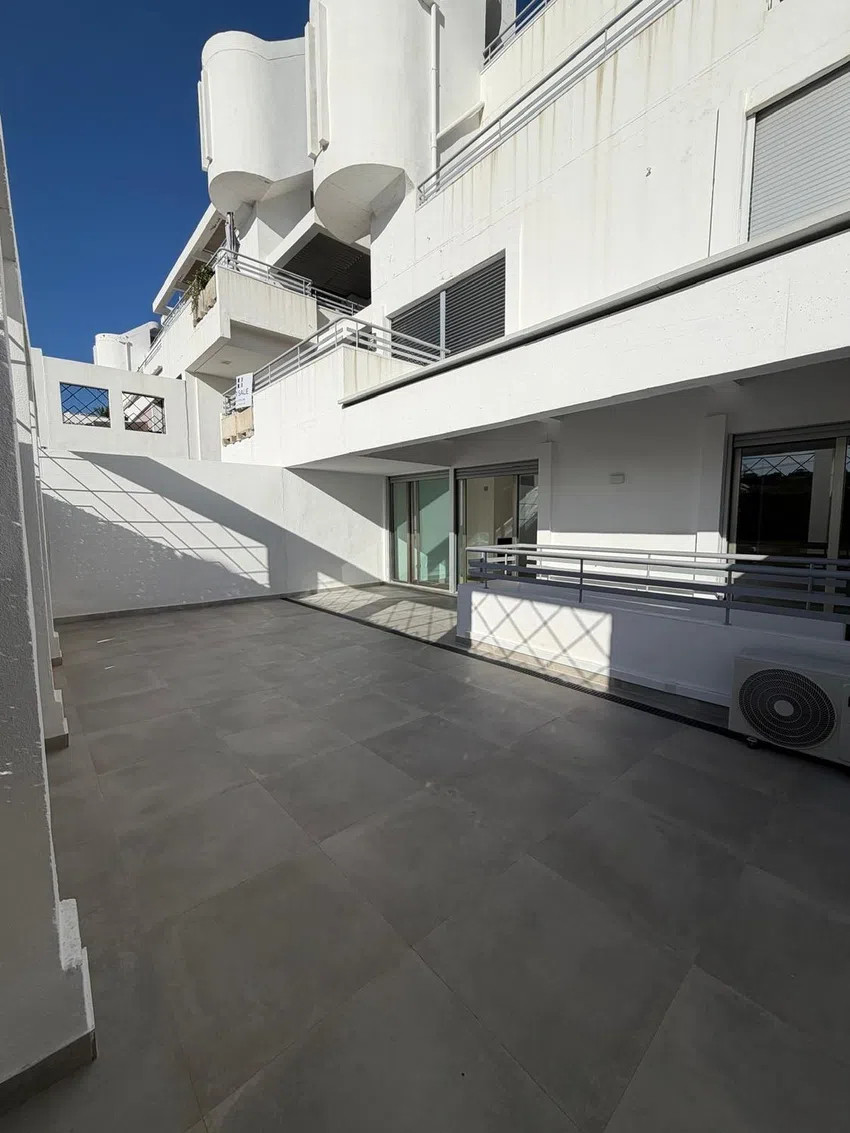 Se vende Apartamento Planta Baja de 3 dormitorios en Costa Del Sol, Málaga, España