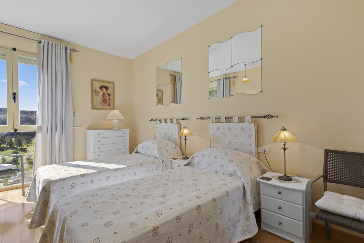 3 Bed Townhouse for sale in Benahavís Costa Del Sol, Málaga, Spain