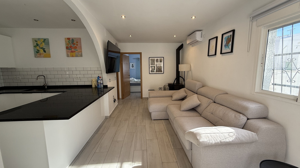 2 Bed Townhouse for sale in Villamartin Costa Blanca, Alicante, Spain