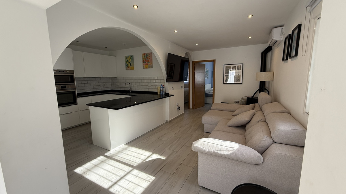 2 Bed Townhouse for sale in Villamartin Costa Blanca, Alicante, Spain