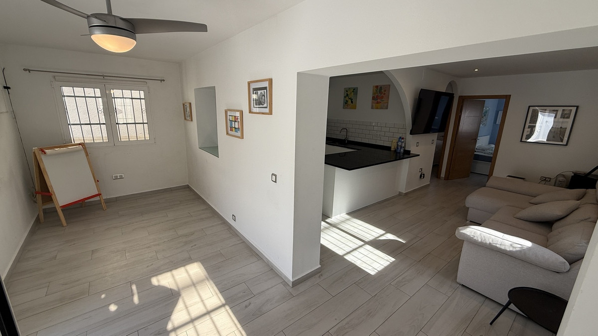2 Bed Townhouse for sale in Villamartin Costa Blanca, Alicante, Spain