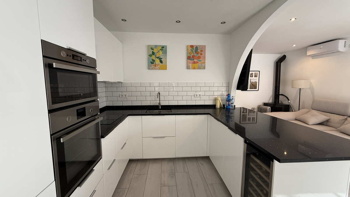 2 Bed Townhouse for sale in Villamartin Costa Blanca, Alicante, Spain