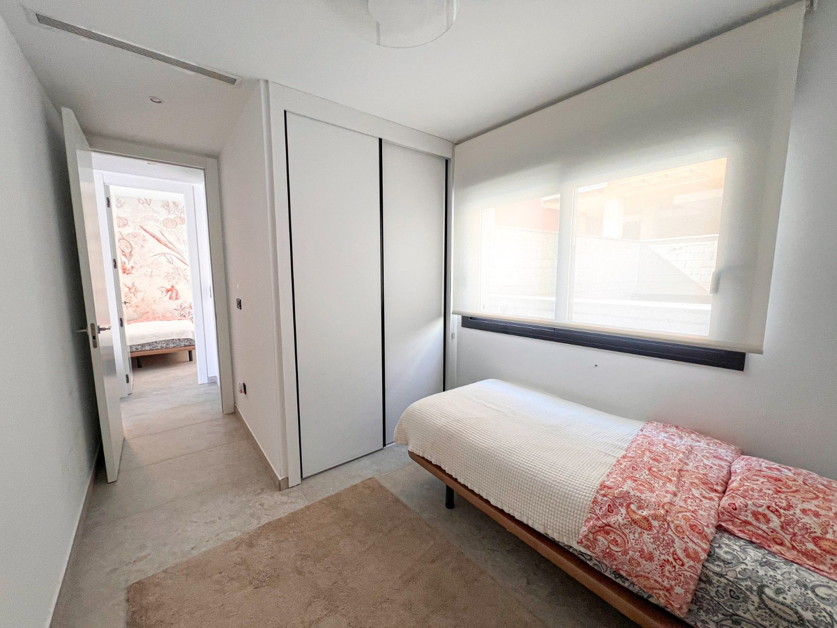 Se vende Apartamento Planta Baja de 3 dormitorios en Costa Blanca, Alicante, España