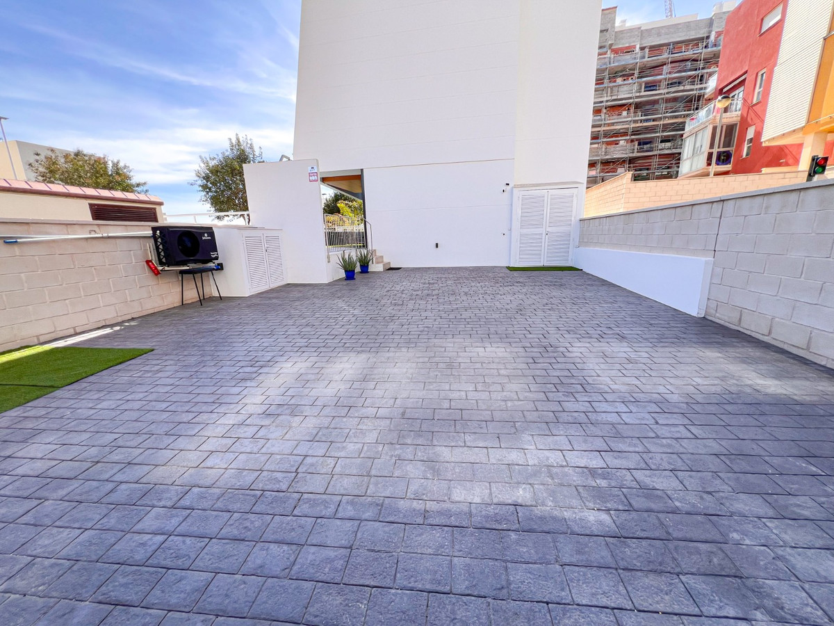 Se vende Apartamento Planta Baja de 3 dormitorios en Costa Blanca, Alicante, España