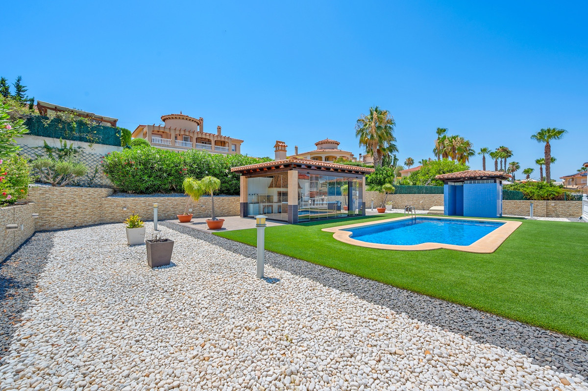 4 Bed Townhouse for sale in Algorfa Costa Blanca, Alicante, Spain