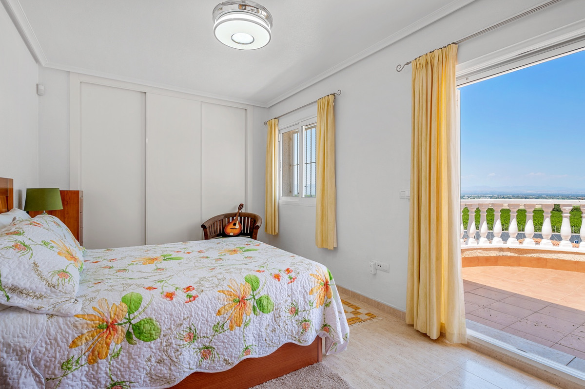 4 Bed Townhouse for sale in Algorfa Costa Blanca, Alicante, Spain