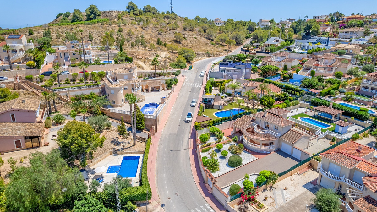 4 Bed Townhouse for sale in Algorfa Costa Blanca, Alicante, Spain