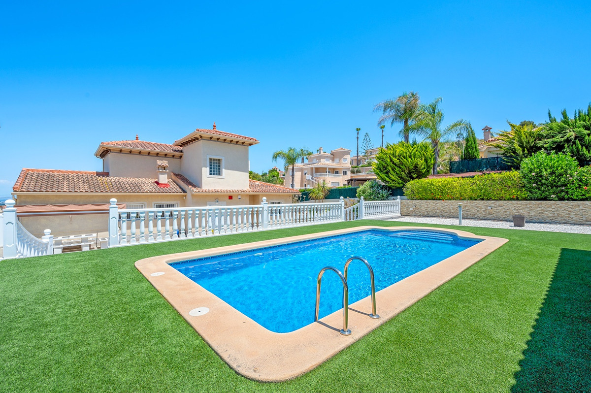 4 Bed Townhouse for sale in Algorfa Costa Blanca, Alicante, Spain