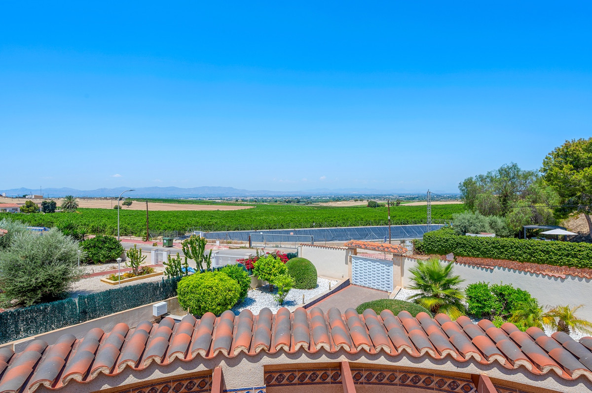 4 Bed Townhouse for sale in Algorfa Costa Blanca, Alicante, Spain