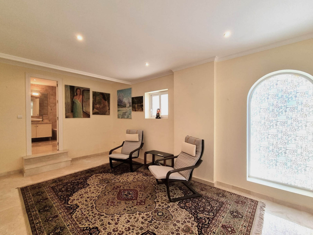 5 Bed Townhouse for sale in Benalmadena Costa Del Sol, Málaga, Spain