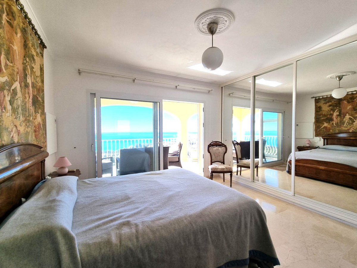 5 Bed Townhouse for sale in Benalmadena Costa Del Sol, Málaga, Spain