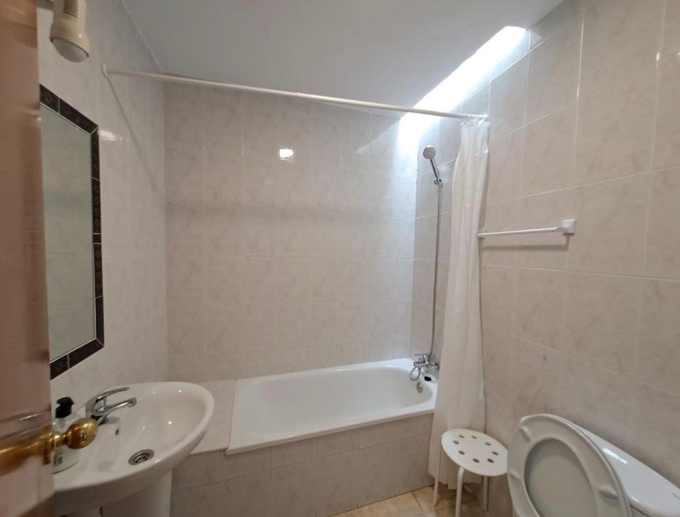 Commercial unit for sale in Marbella Costa Del Sol, Málaga, Spain