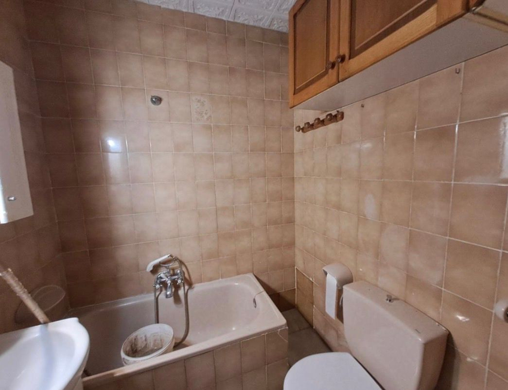 Commercial unit for sale in Marbella Costa Del Sol, Málaga, Spain
