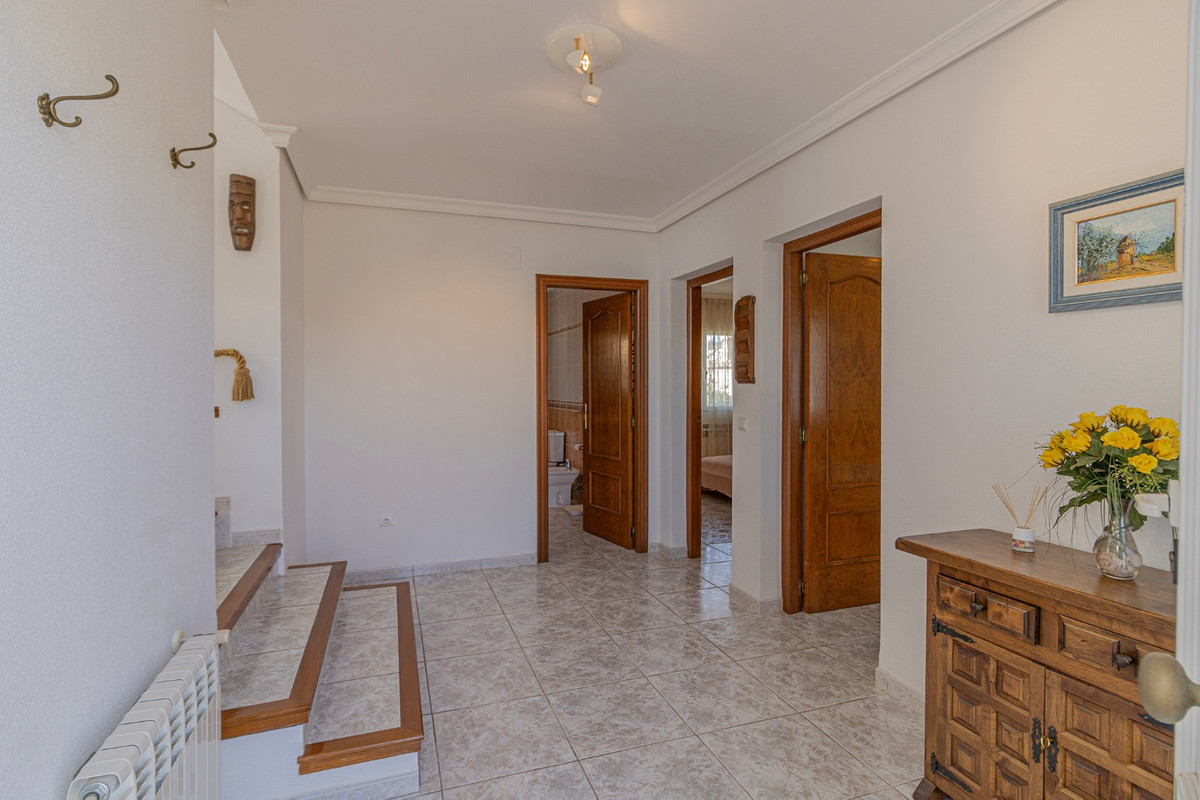 Se vende Villa - Chalet de 3 dormitorios en Costa Blanca, Alicante, España