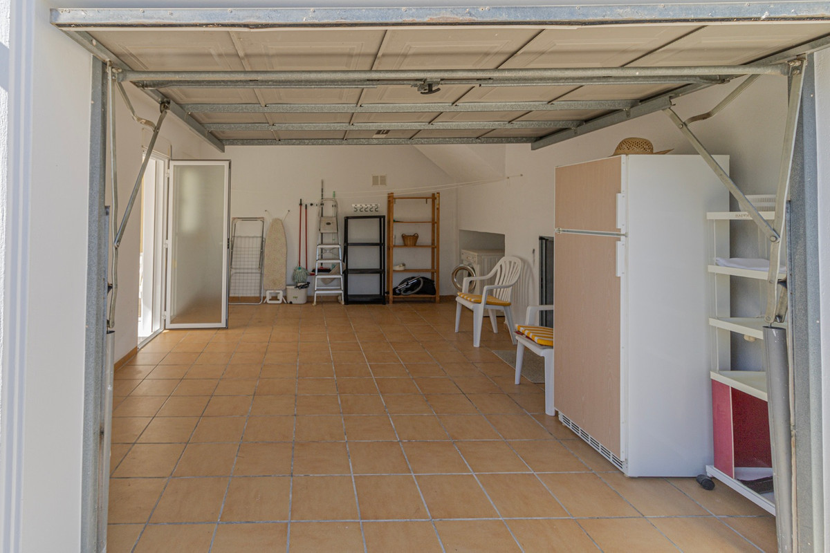 Se vende Villa - Chalet de 3 dormitorios en Costa Blanca, Alicante, España