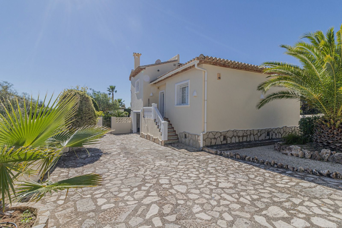 Se vende Villa - Chalet de 3 dormitorios en Costa Blanca, Alicante, España