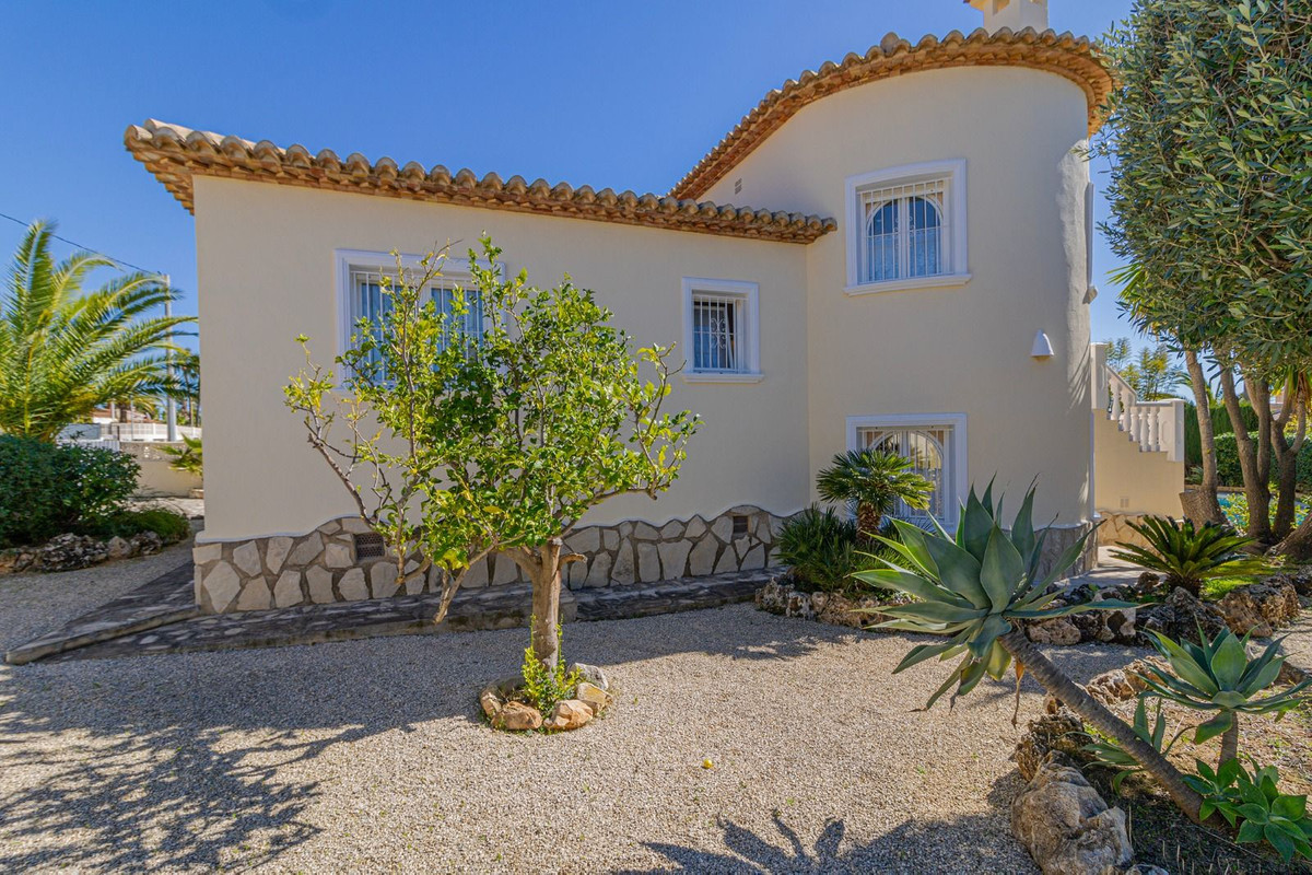 Se vende Villa - Chalet de 3 dormitorios en Costa Blanca, Alicante, España