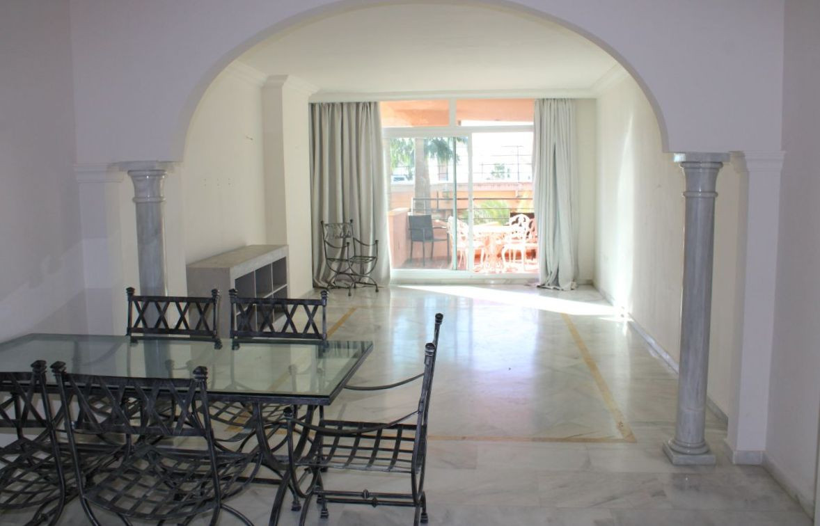 Se vende Apartamento Planta Baja de 2 dormitorios en Costa Del Sol, Málaga, España