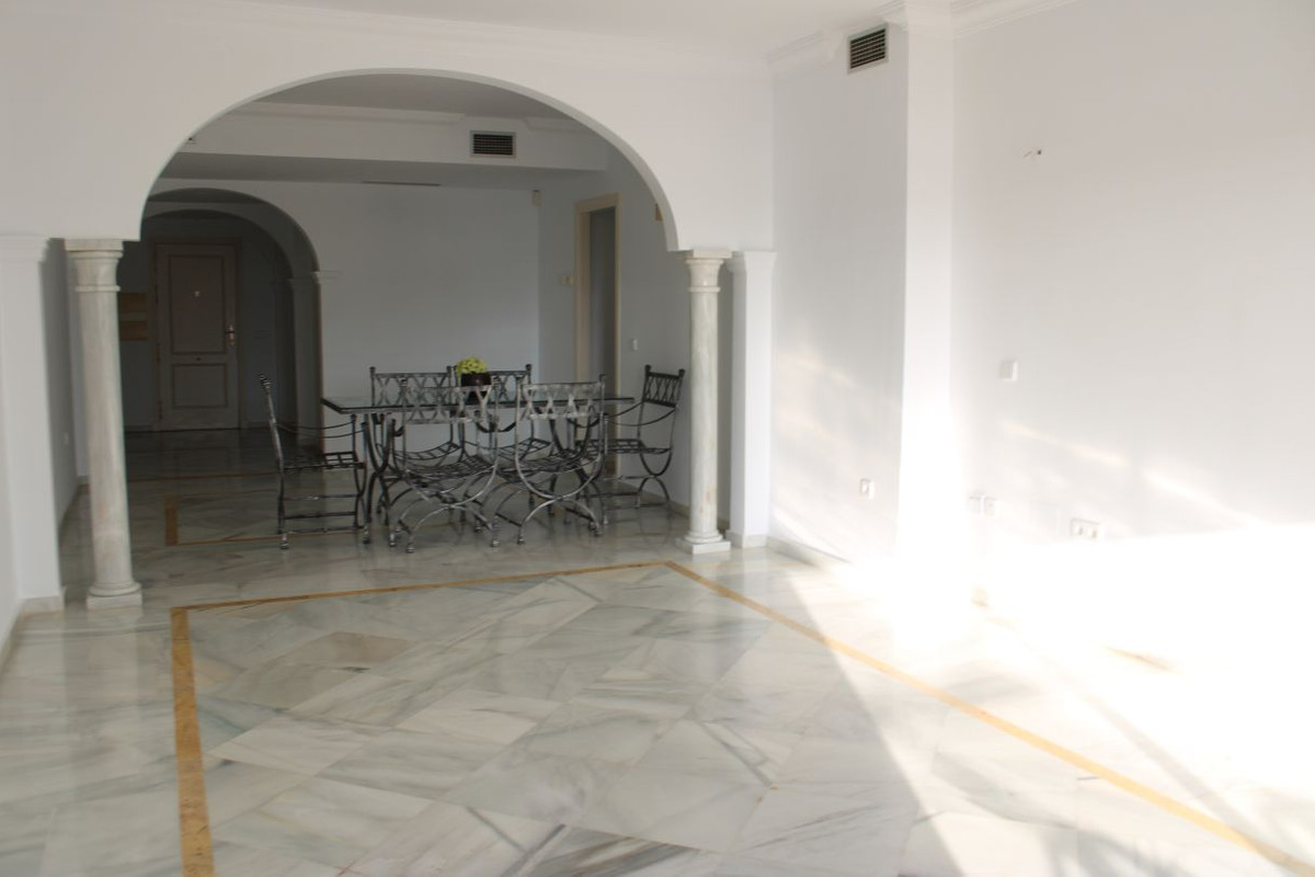 Se vende Apartamento Planta Baja de 2 dormitorios en Costa Del Sol, Málaga, España