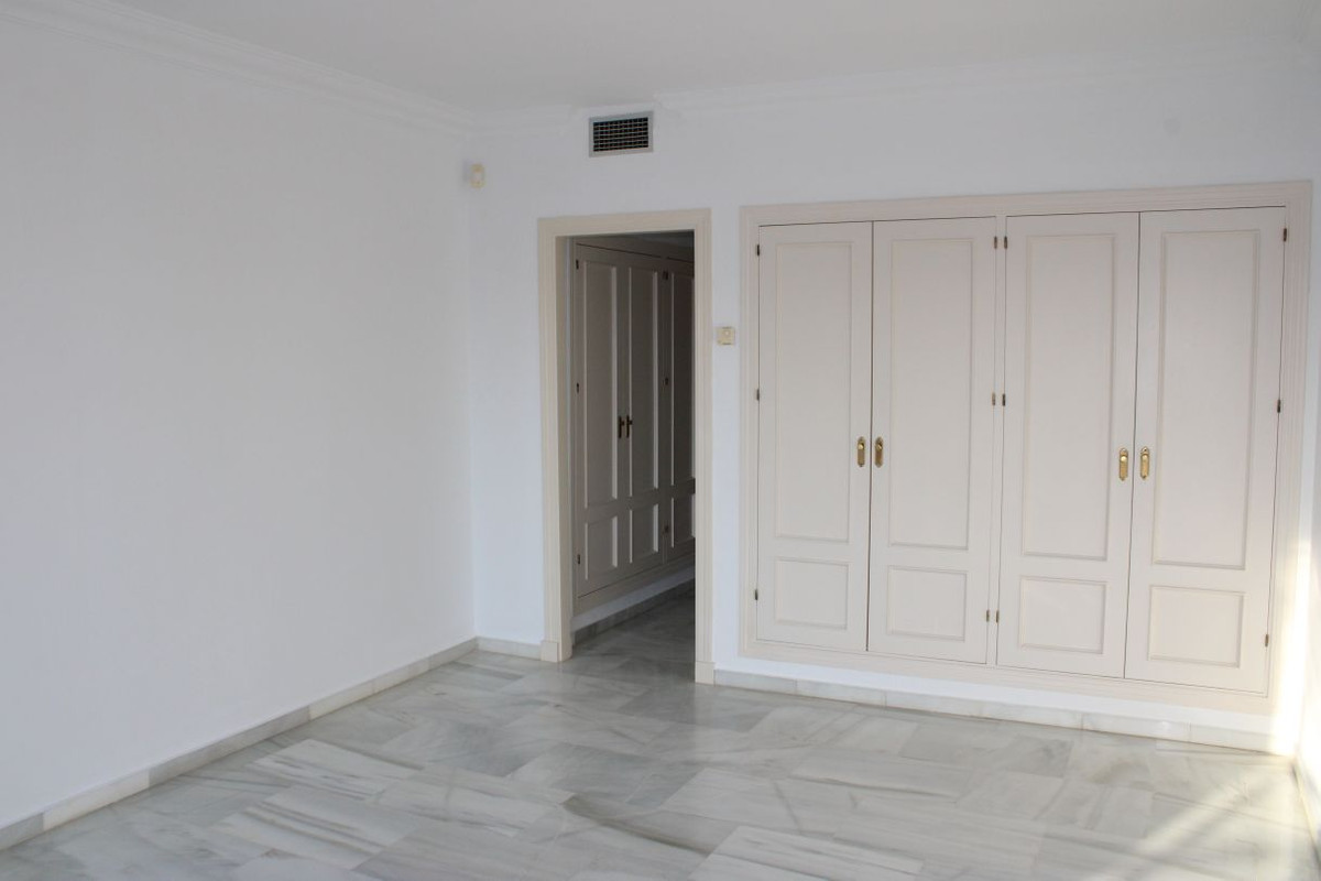 Se vende Apartamento Planta Baja de 2 dormitorios en Costa Del Sol, Málaga, España
