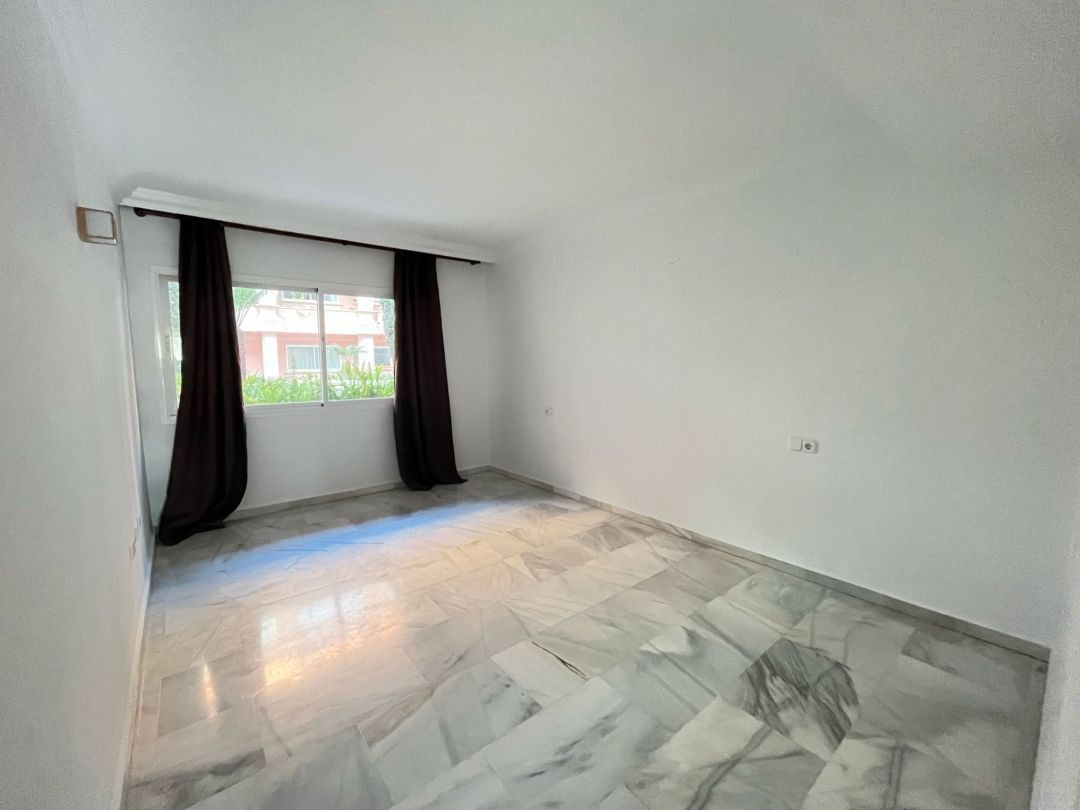 Se vende Apartamento Planta Baja de 2 dormitorios en Costa Del Sol, Málaga, España