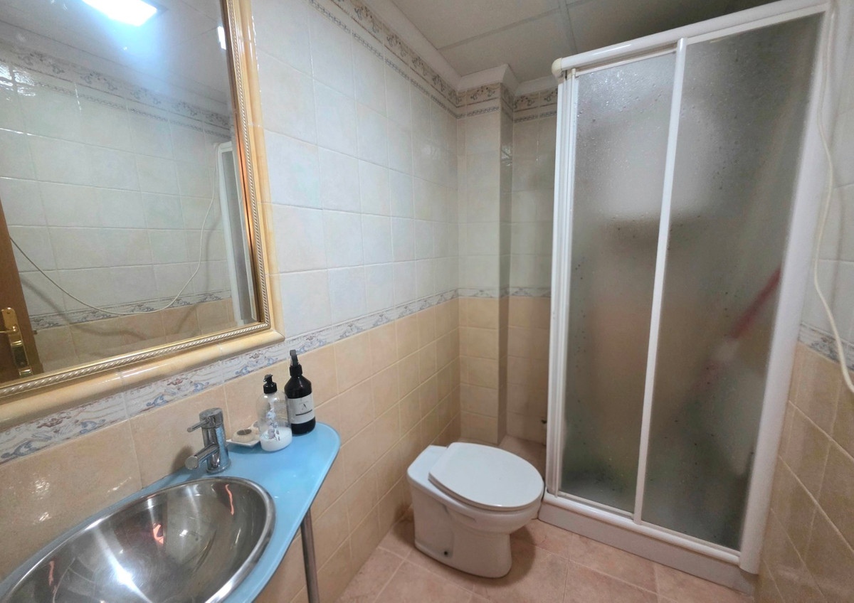 4 Bed Townhouse for sale in Guardamar Del Segura Costa Blanca, Alicante, Spain