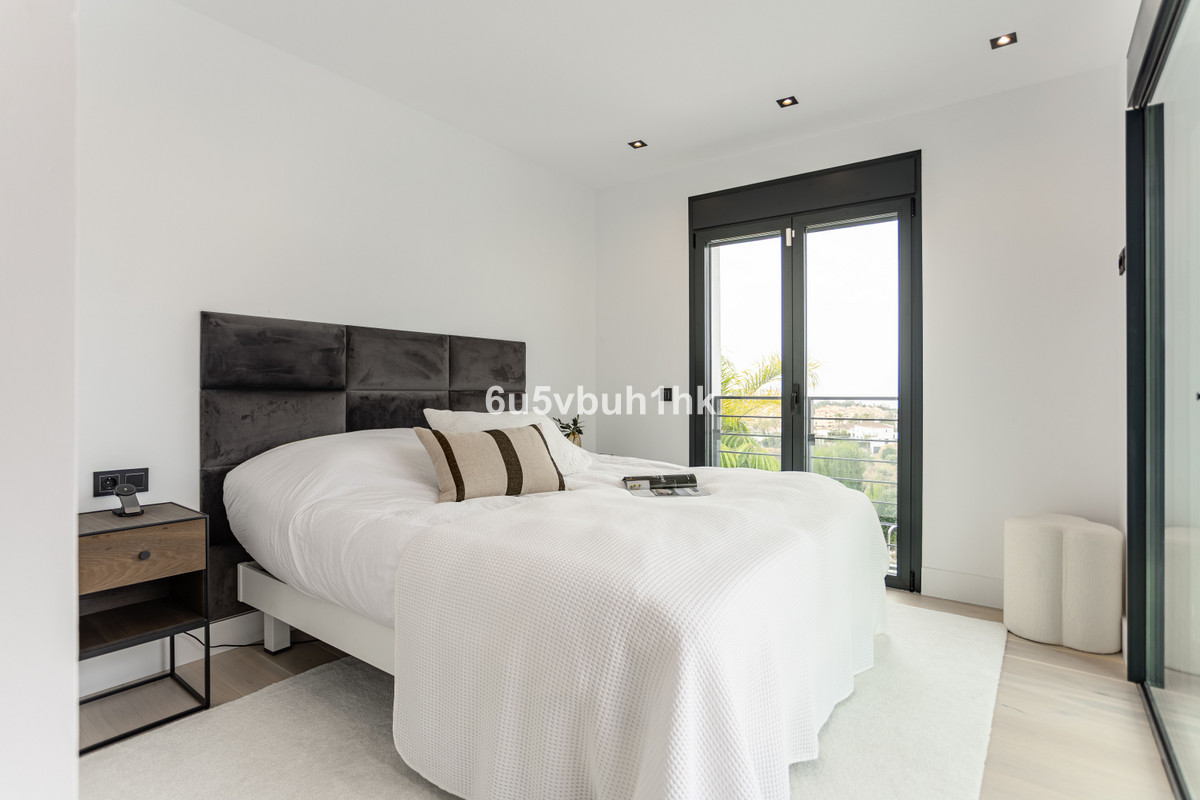 4 Bed Townhouse for sale in Estepona Costa Del Sol, Málaga, Spain