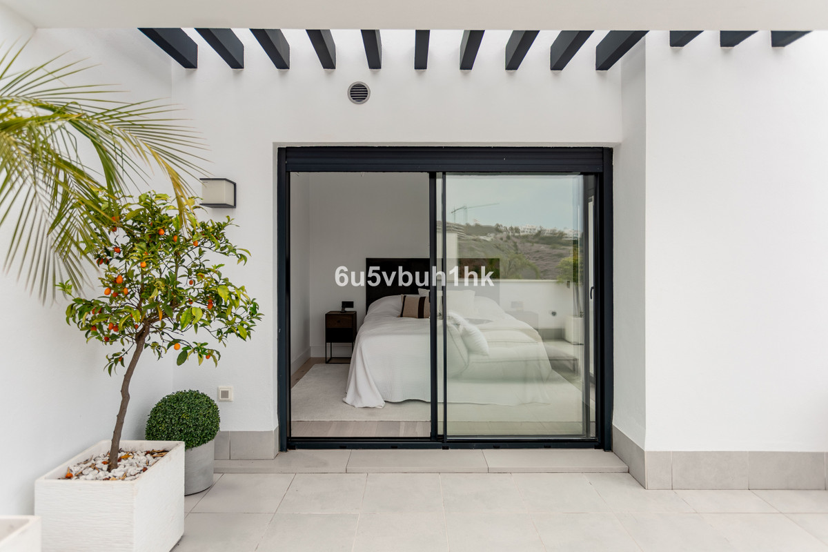 4 Bed Townhouse for sale in Estepona Costa Del Sol, Málaga, Spain