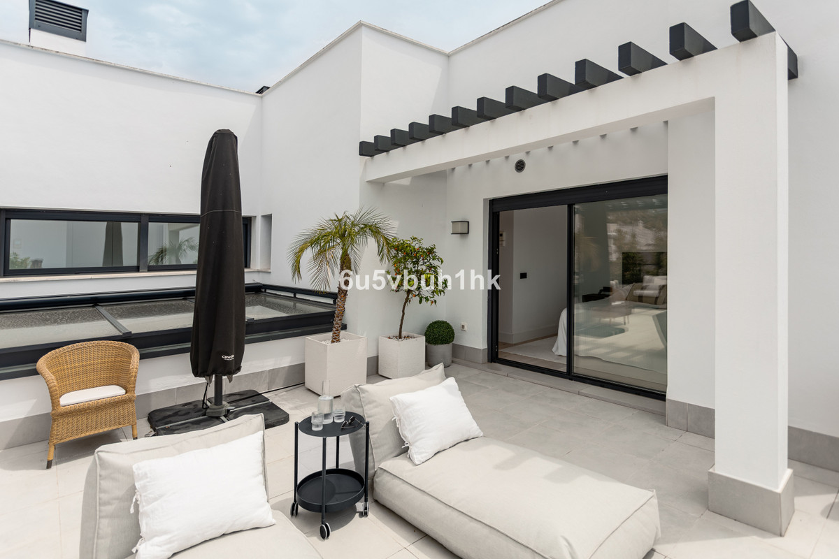 4 Bed Townhouse for sale in Estepona Costa Del Sol, Málaga, Spain