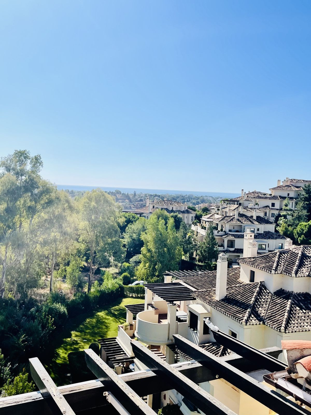 4 Bed Apartment for sale in Benahavís Costa Del Sol, Málaga, Spain