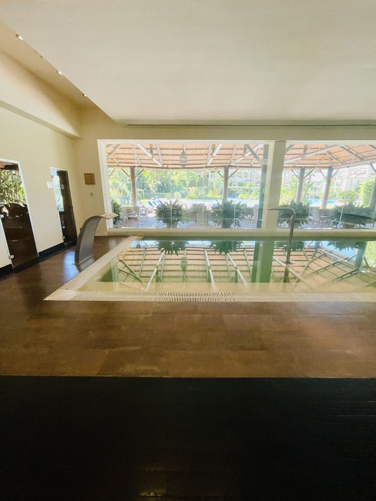 4 Bed Apartment for sale in Benahavís Costa Del Sol, Málaga, Spain