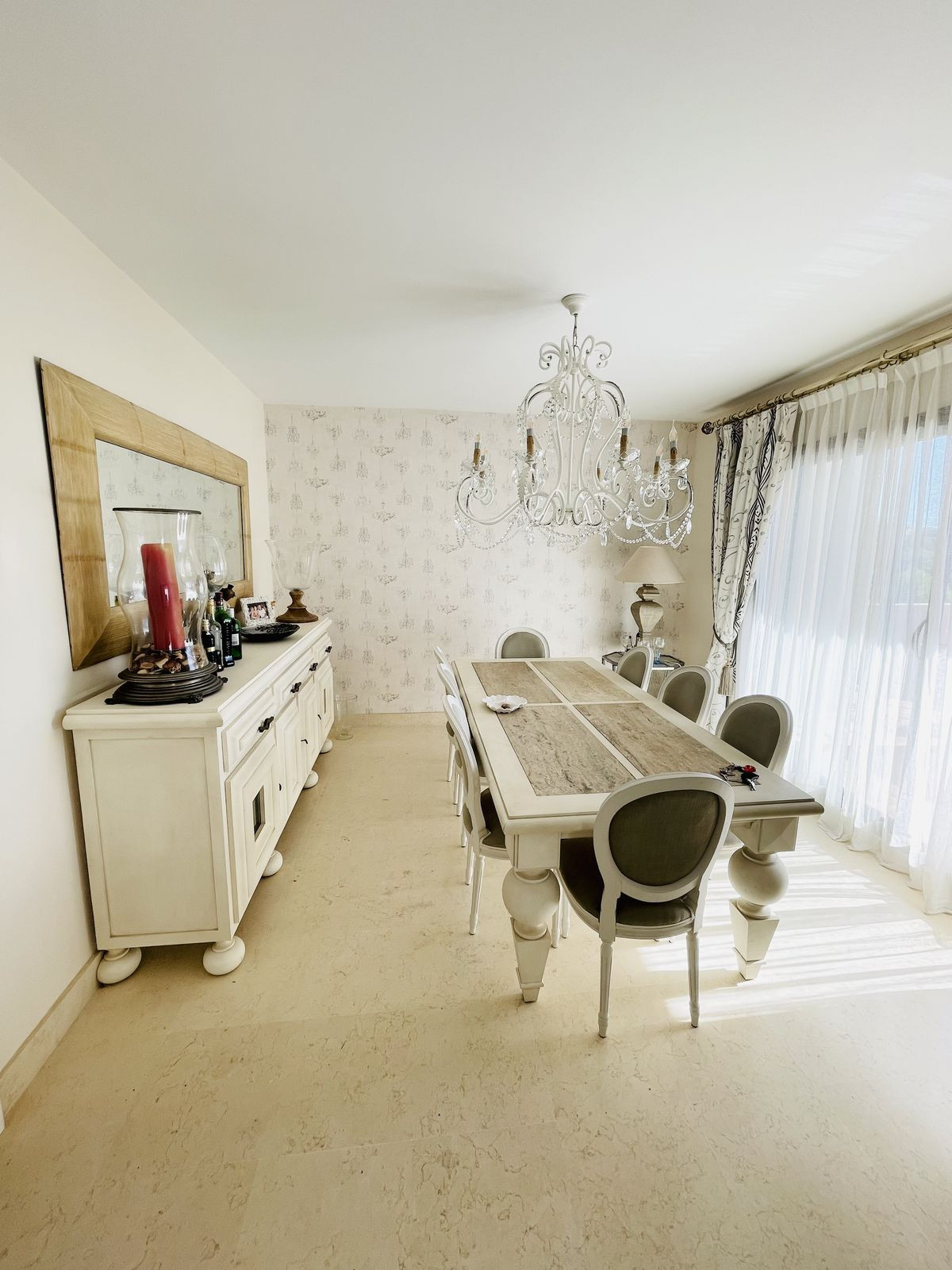 4 Bed Apartment for sale in Benahavís Costa Del Sol, Málaga, Spain