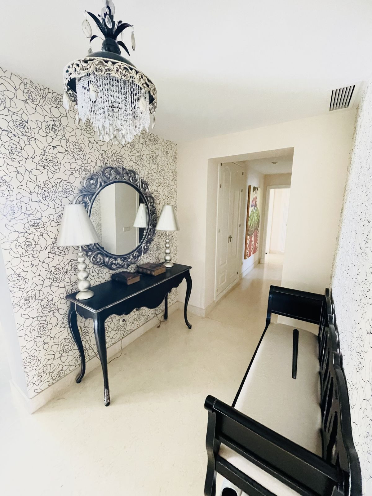 4 Bed Apartment for sale in Benahavís Costa Del Sol, Málaga, Spain