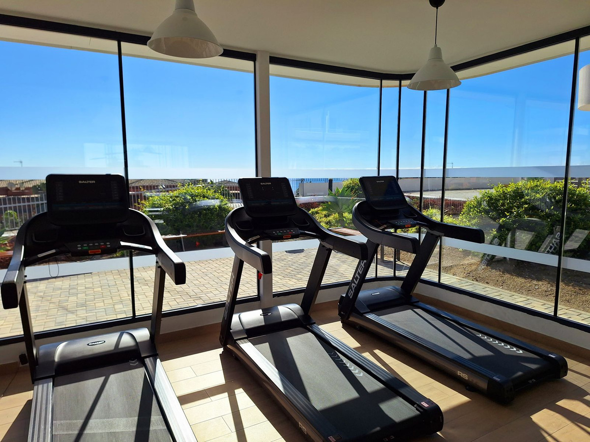 Se vende Apartamento Planta Baja de 2 dormitorios en Costa Del Sol, Málaga, España
