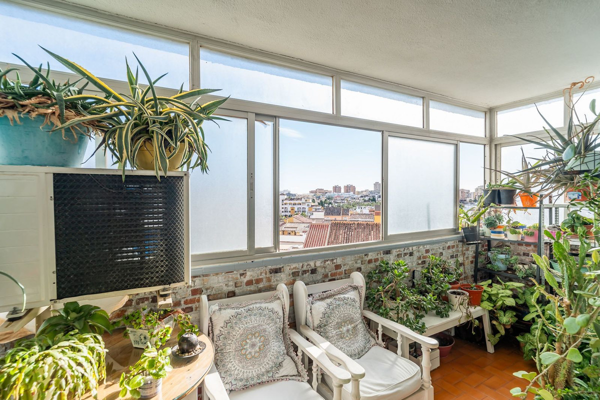 4 Bed Apartment for sale in Fuengirola Costa Del Sol, Málaga, Spain