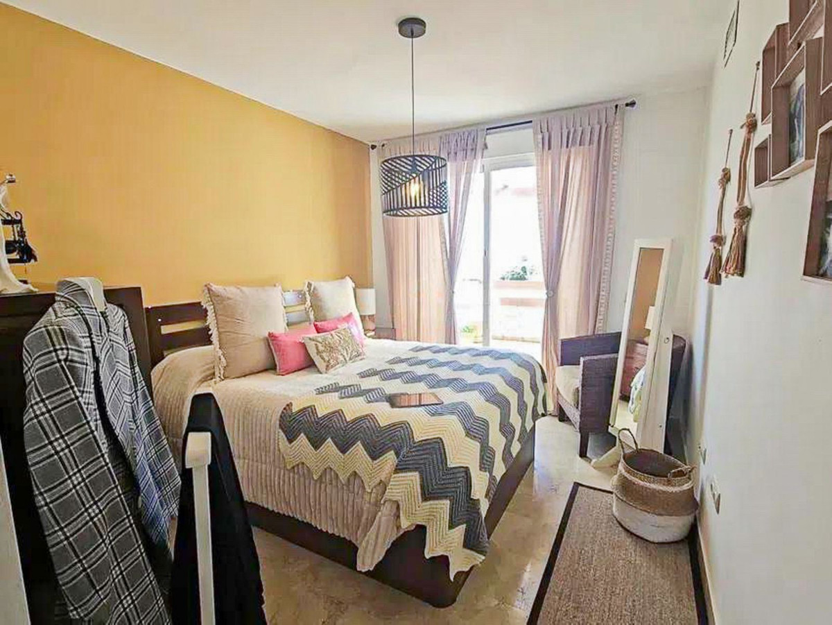 3 Bed Apartment for sale in Selwo Costa Del Sol, Málaga, Spain