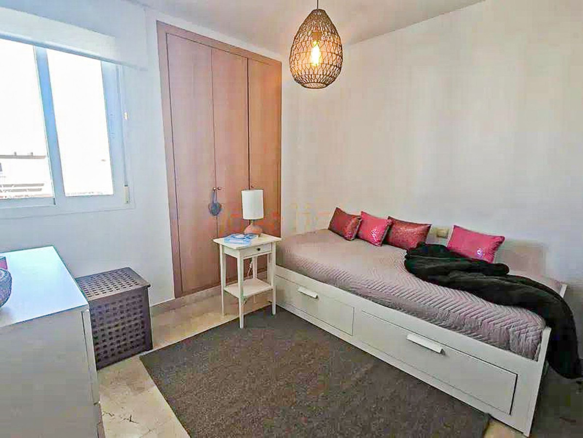 3 Bed Apartment for sale in Selwo Costa Del Sol, Málaga, Spain