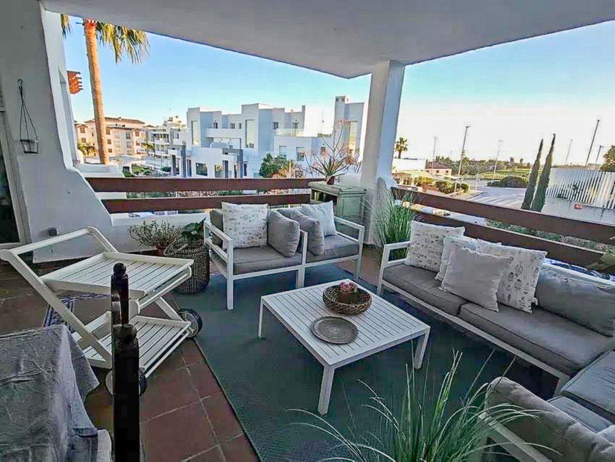 3 Bed Apartment for sale in Selwo Costa Del Sol, Málaga, Spain