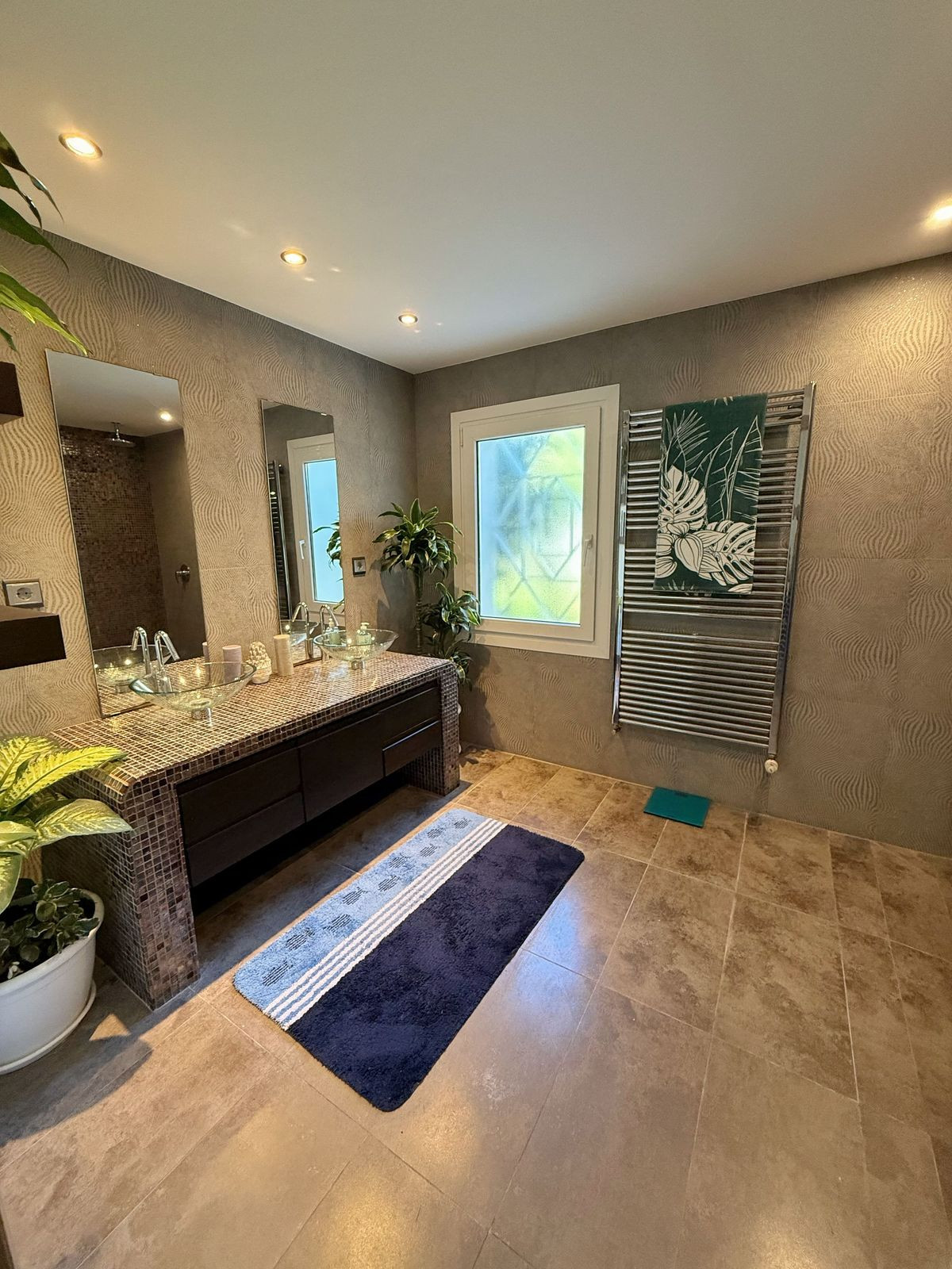 4 Bed Townhouse for sale in Calahonda Costa Del Sol, Málaga, Spain