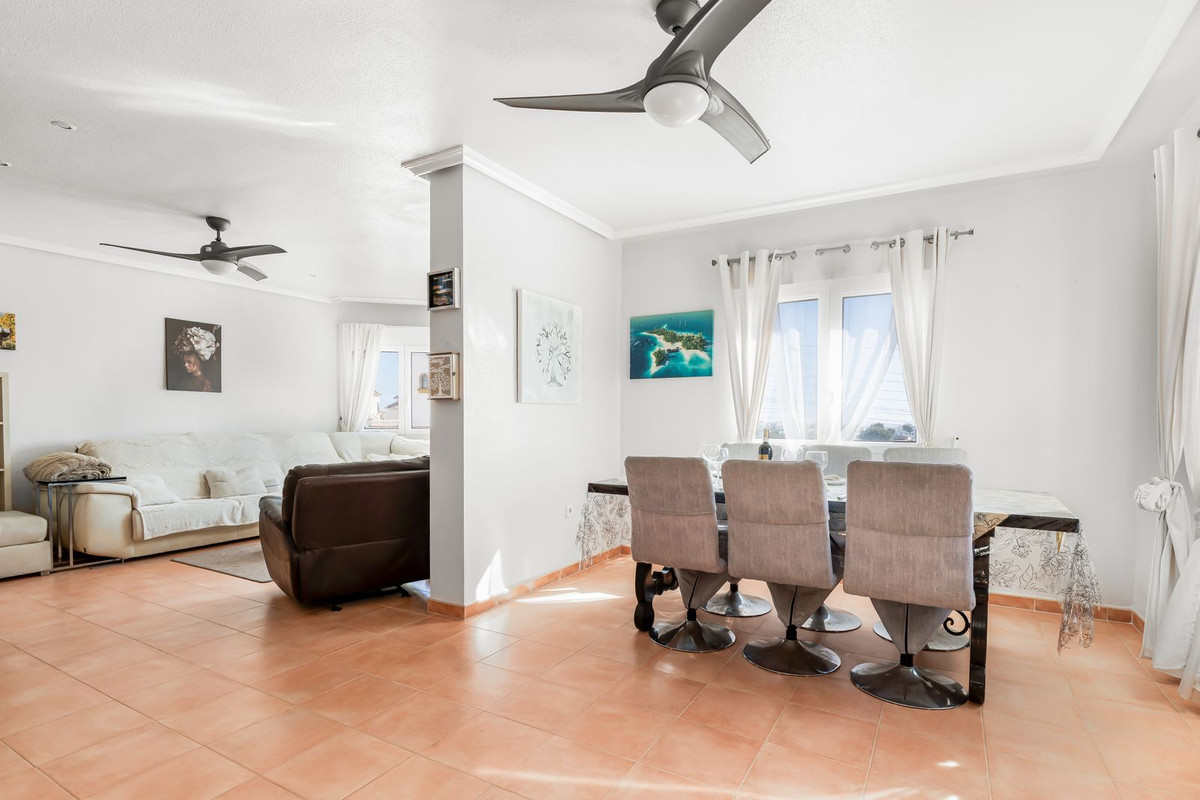 8 Bed Townhouse for sale in San Miguel De Salinas Costa Blanca, Alicante, Spain