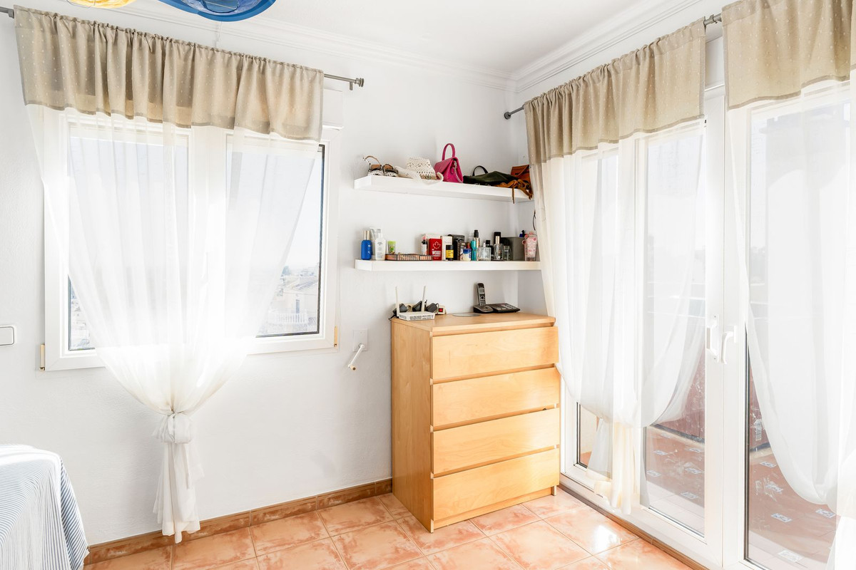 8 Bed Townhouse for sale in San Miguel De Salinas Costa Blanca, Alicante, Spain