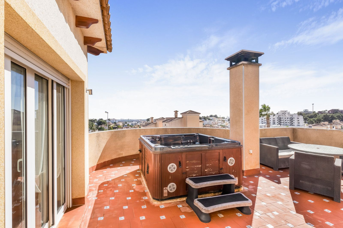 8 Bed Townhouse for sale in San Miguel De Salinas Costa Blanca, Alicante, Spain