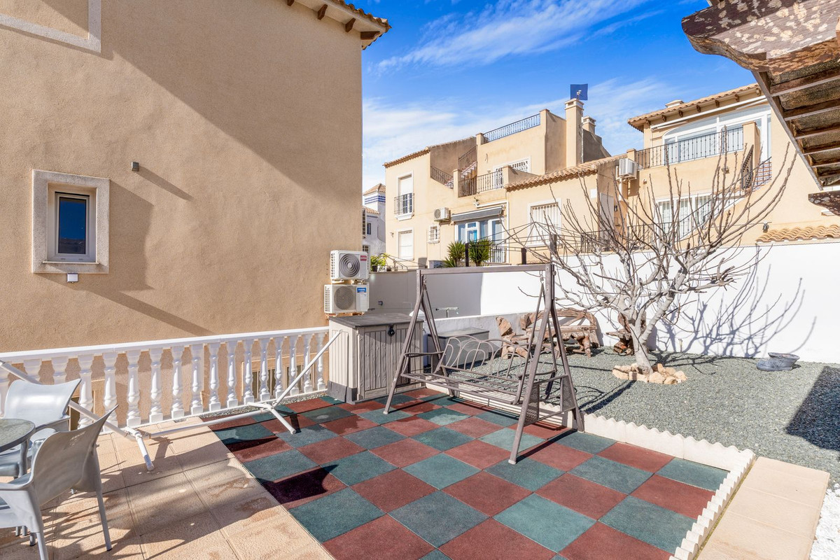 8 Bed Townhouse for sale in San Miguel De Salinas Costa Blanca, Alicante, Spain