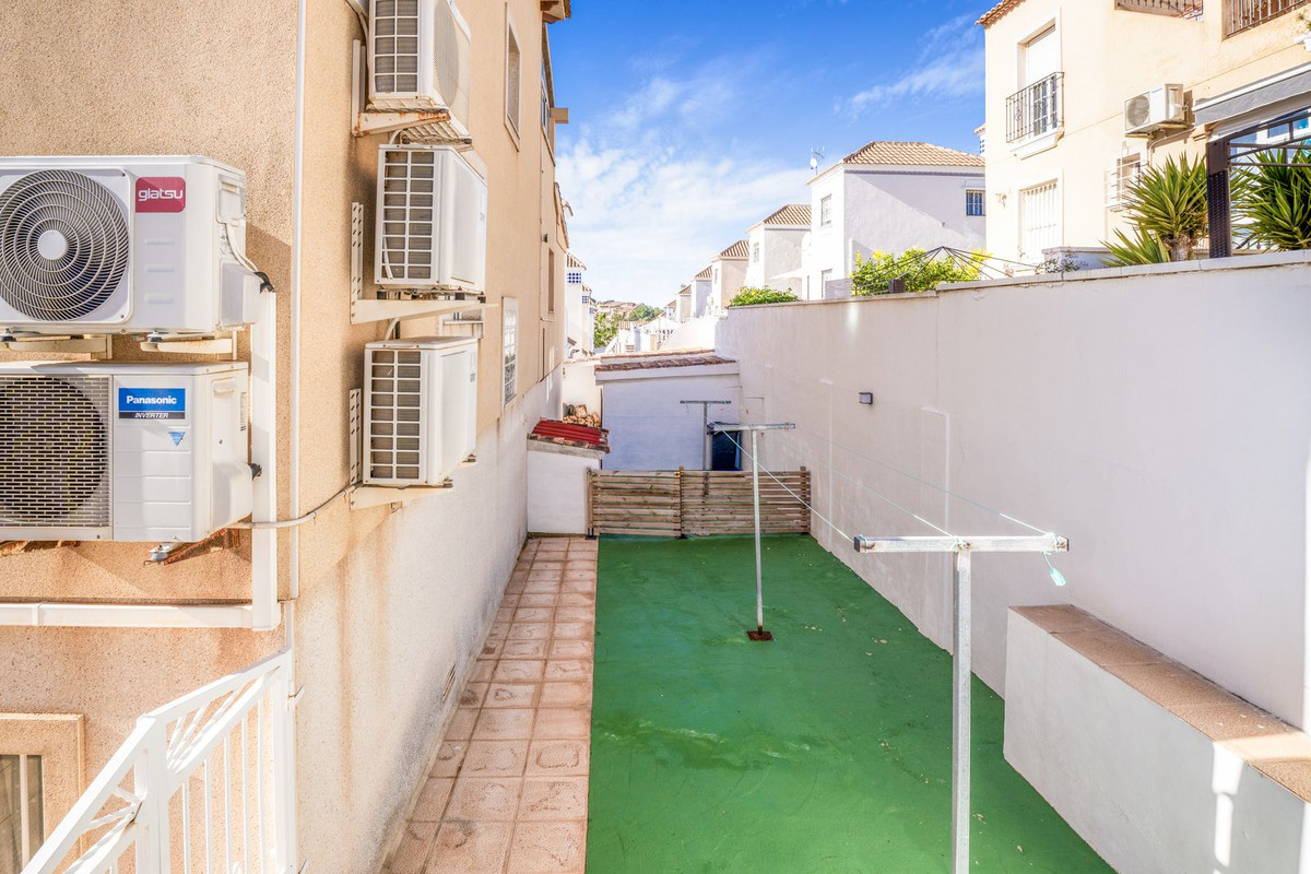 8 Bed Townhouse for sale in San Miguel De Salinas Costa Blanca, Alicante, Spain